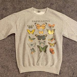 Gildan Heavy Blend Butterfly Crewneck